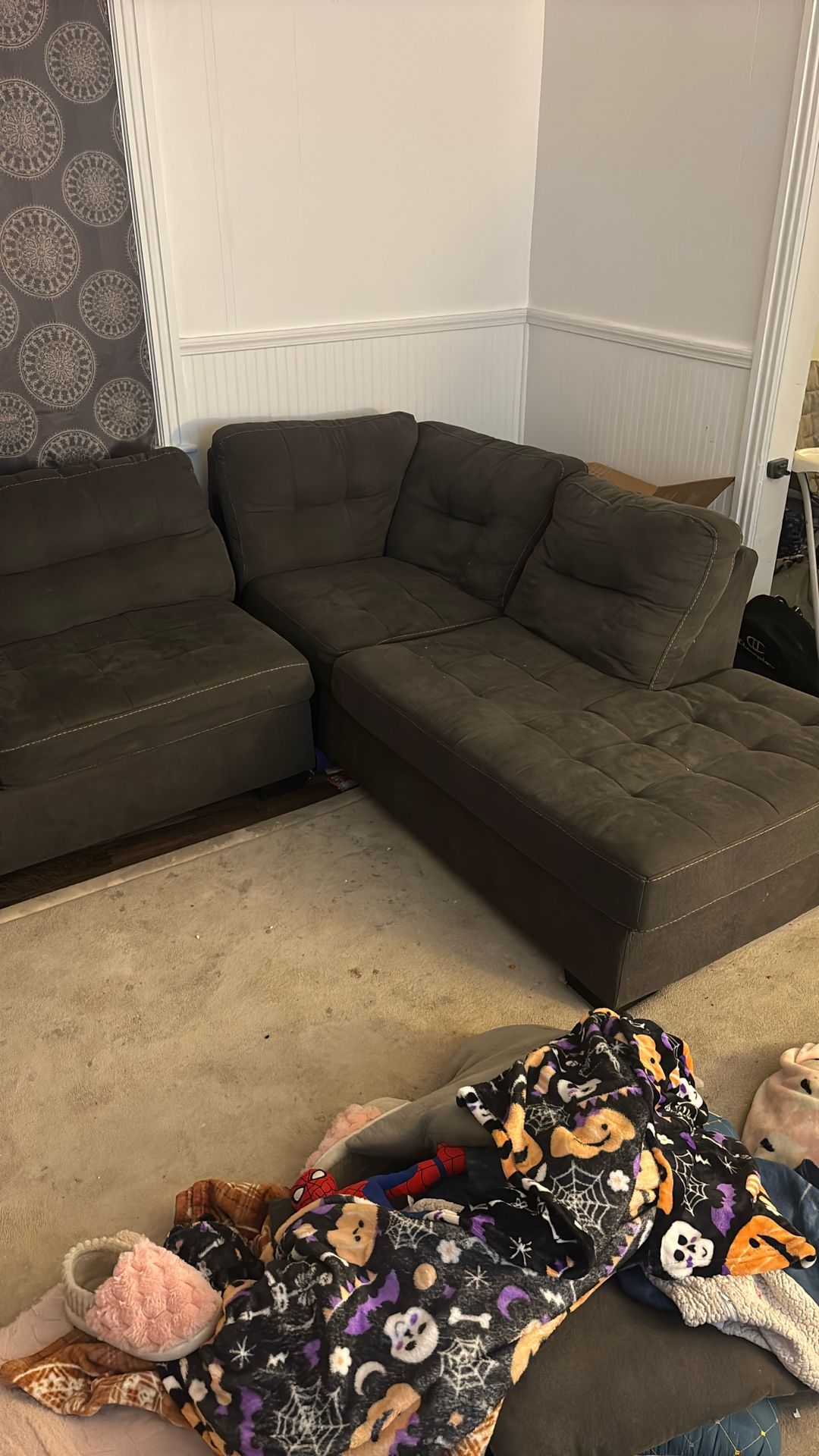 2 piece sectional Couch