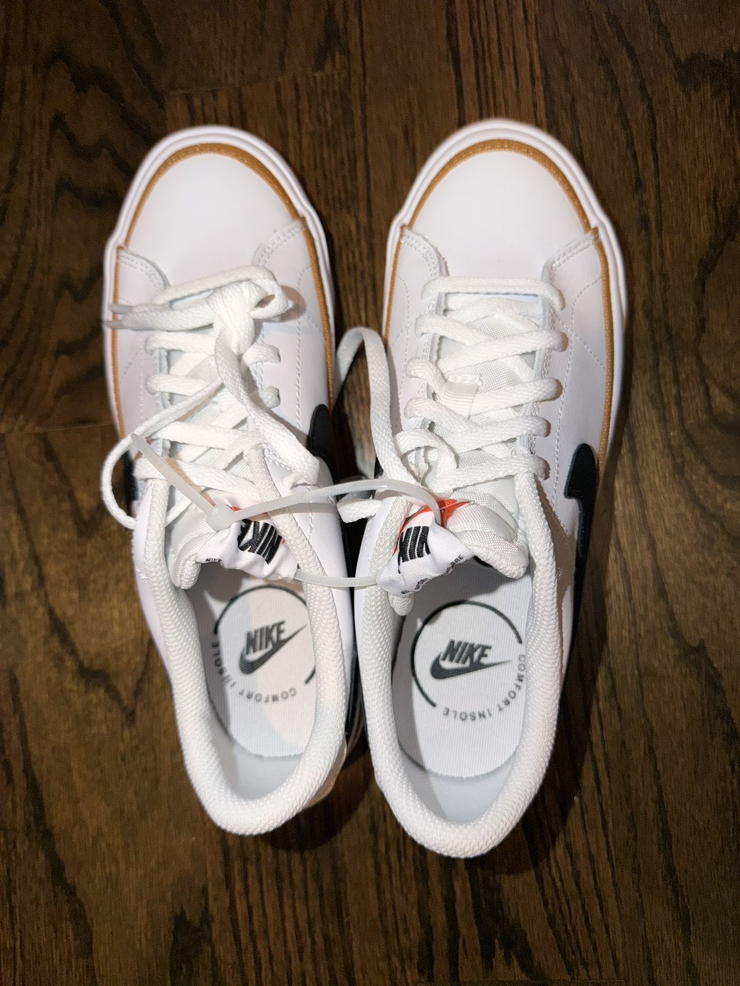 Nike Shoes Size 5y And 7y