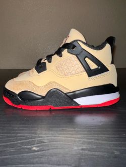 Nike Air Jordan 4 Retro 'Pizza' Size 6c