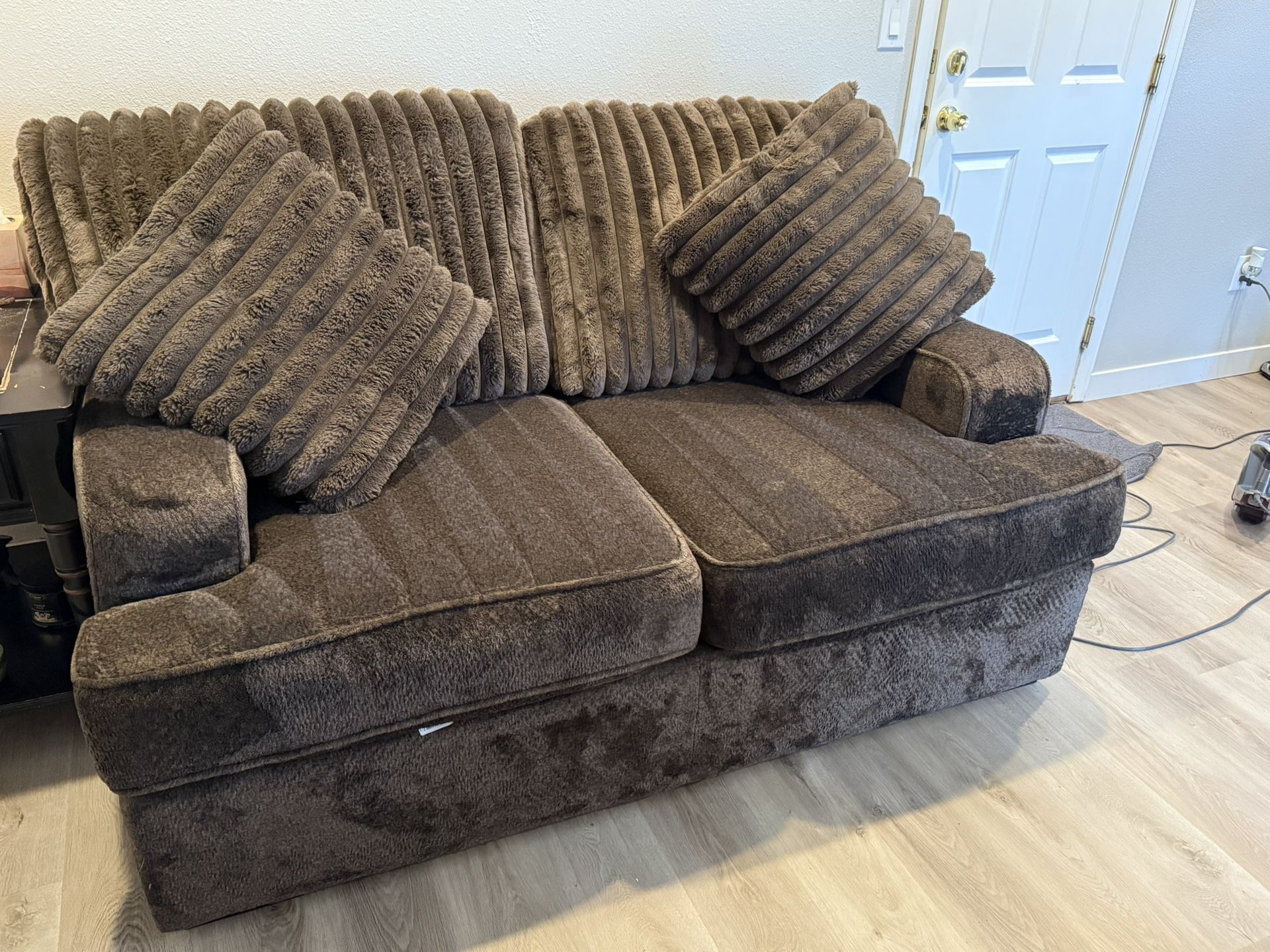 Couch & Loveseat