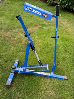 Louisville Slugger Blue Flame Pitching Machine