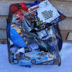 Marvel, Avengers, Splash, And Blast Pool Toys Brand New Never Opened