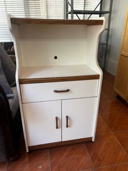 FREE CABINET