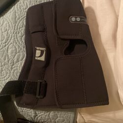 Knee Brace