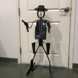Handcrafted, Metal cowboy statue 👍