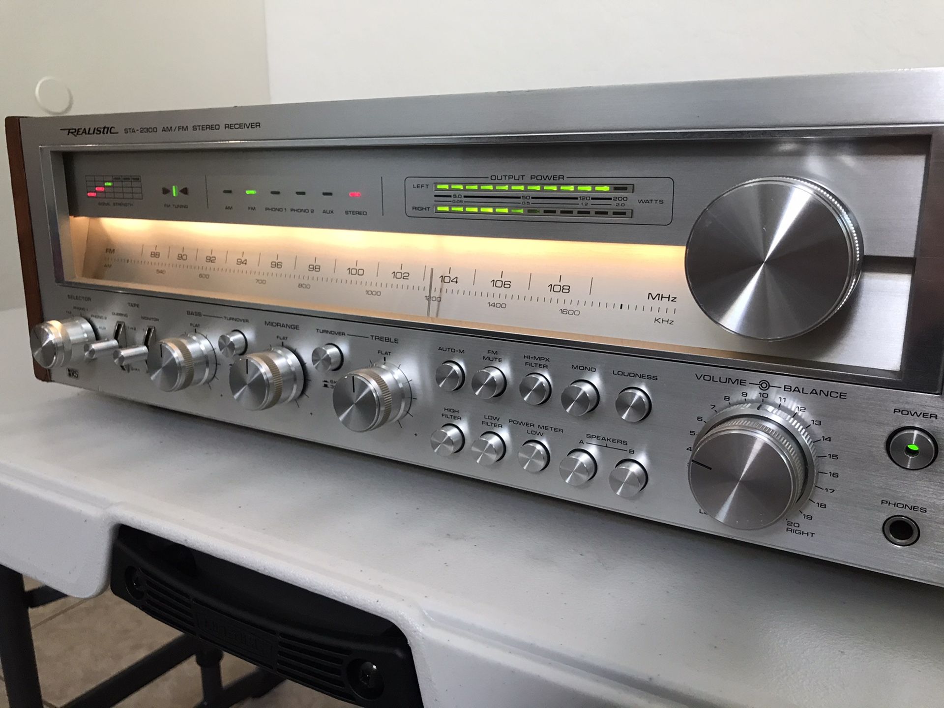 Realistic STA-2300 Vintage Stereo Receiver
