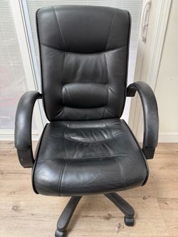 Black Rolling office Bonded Leather Chair
