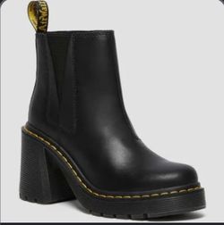 Doc Marten Heel Boots 8 1/2