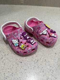 Hello Kitty Crocs size c8