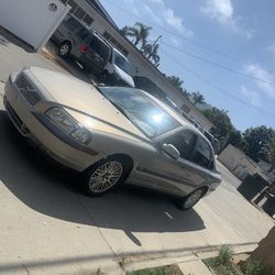 2001 Volvo S80