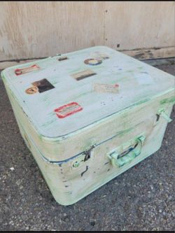 Vintage Square Suit Case