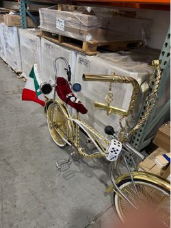 Lowrider bike