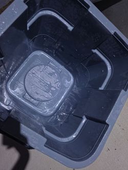 Rubbermaid Trashcans
