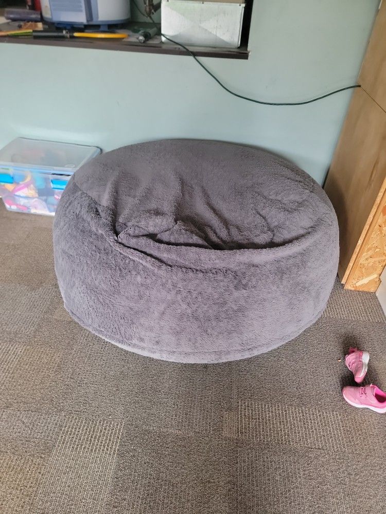 Huge Lov Sac/ Bean Bag
