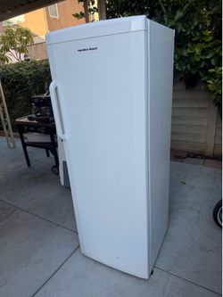 upright FREEZER