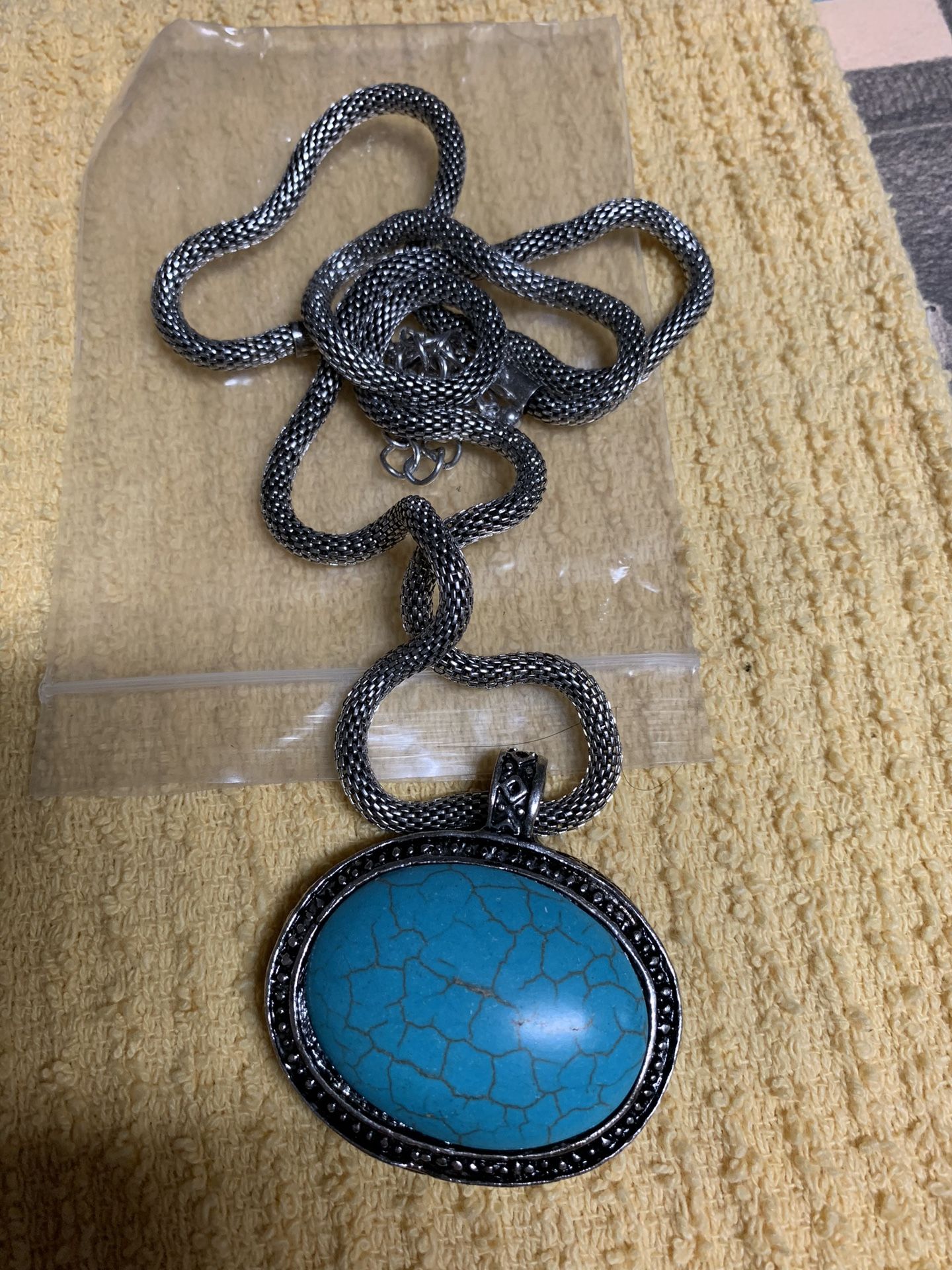 Turquoise and rope chain necklace