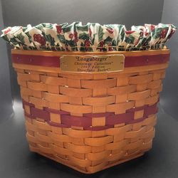 1987 Longaberger Snowflake Basket Christmas Edition With Fabric And Plastic Liners