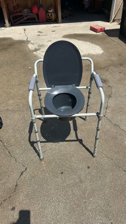 Walker /toilet