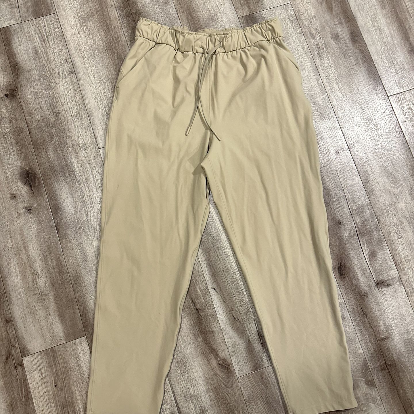 Lululemon Keep Moving High Rise Full Length Pants in Trench Size
