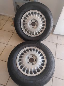 Tires with rims