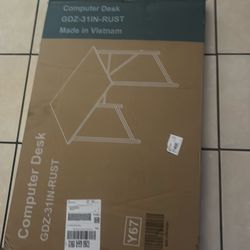 computer desk, specifically the GDZ-31IN-RUST model.