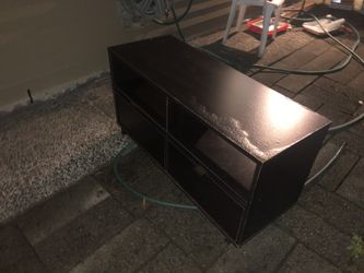 Tv stand