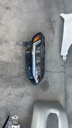 2022 2026 Honda HRV Right Headlight,