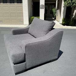 Oversized Sofa Chair 