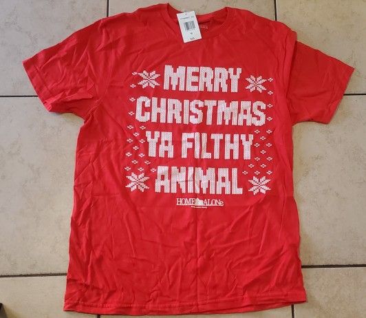 New Home Alone Christmas Shirt. Size Medium 