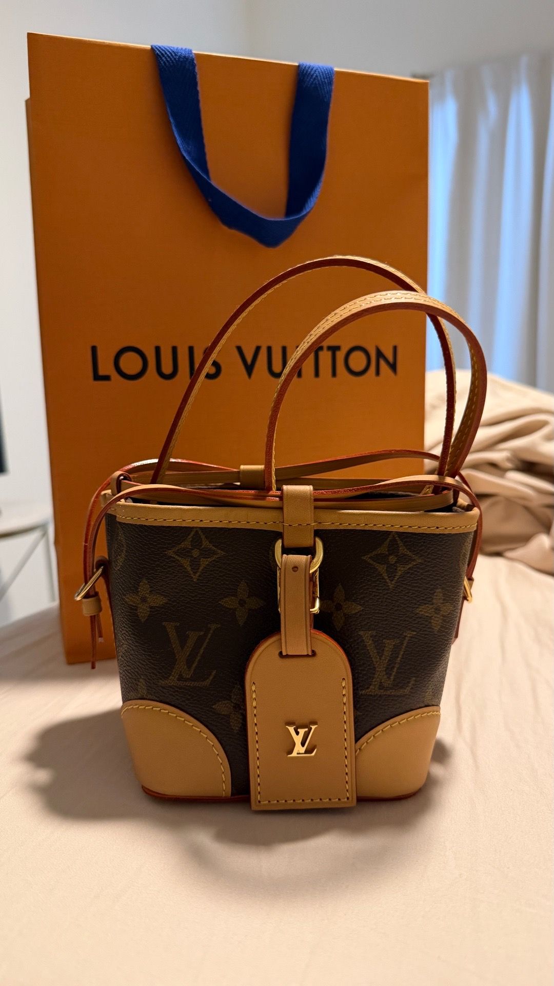 Louis Vuitton nano noe purse