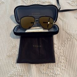 GUCCI Aviators Sunglasses 