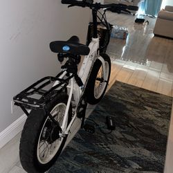 Pedego electric bike With A Chain Lock