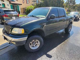 2002 Ford 150 XLT 4x4 Supercrew