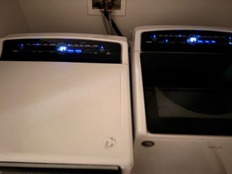 Cabria Whirlpool Washer Dryer