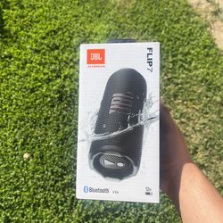 Jbl Flip 7 bluetooth speaker