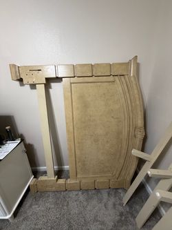 Wood Bed Headboard and Footboard Set/ Queen