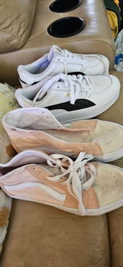Girls 4 Sneakers