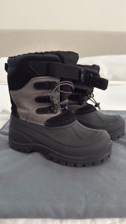Khombu youth snow boots size 1