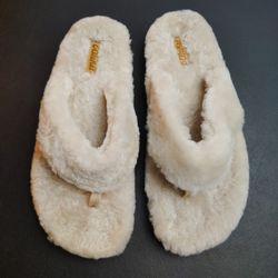 OLUKAI Kipe'a Heu Women's Sandal Slipper Shearling-Wrapped Straps Size 9.5