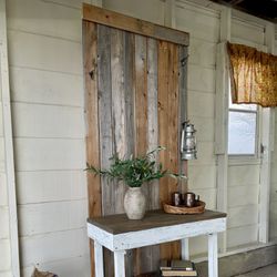 Antique Rustic Farmhouse Hall Tree Accent Table!