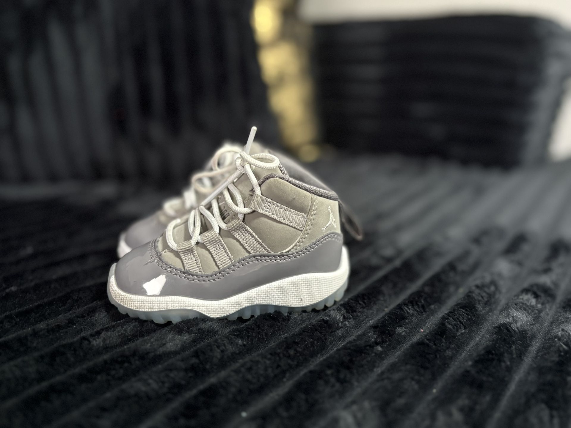 Air Jordan 11 Retro Low BT ‘Cool Grey’ – Size 4C