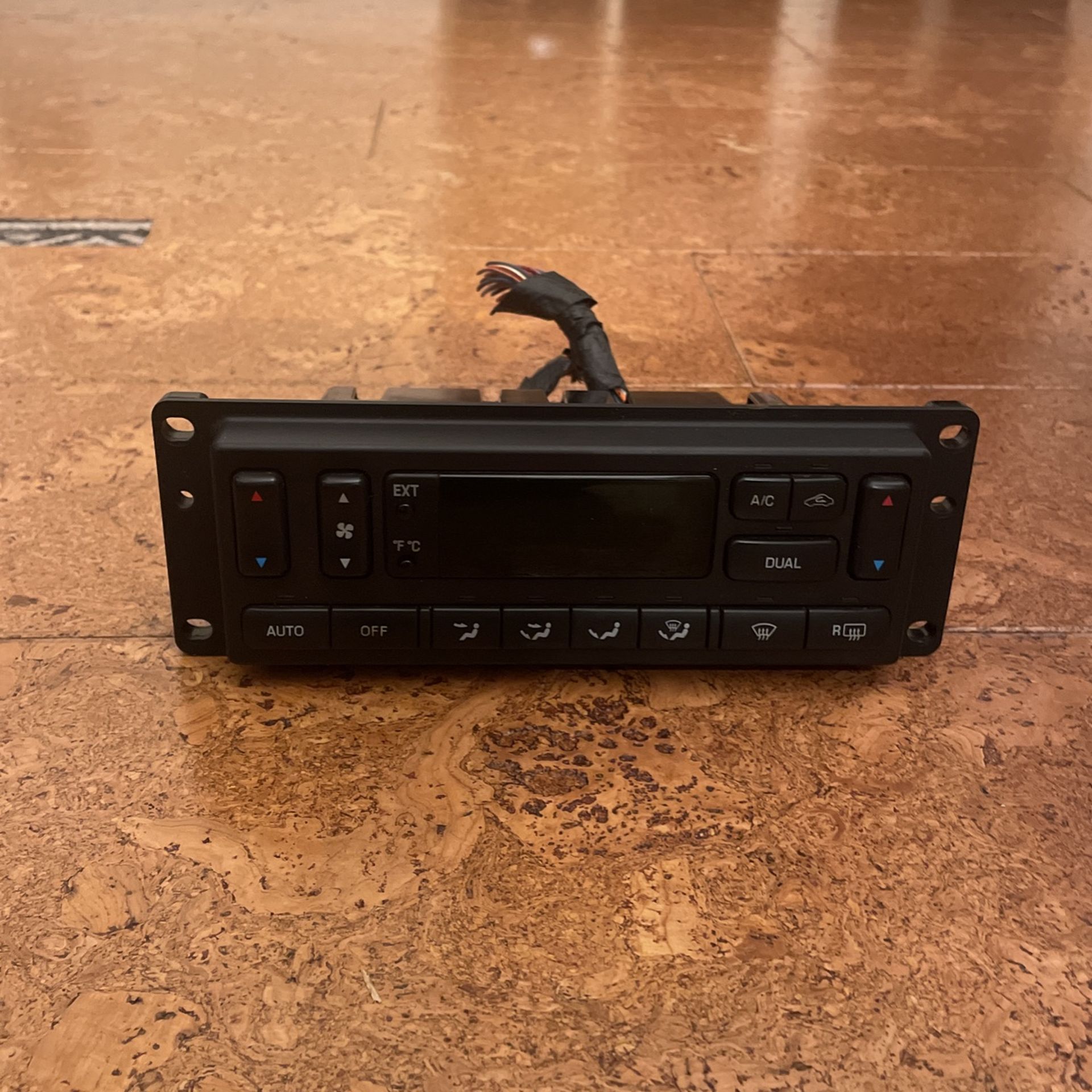 2003 Ford Expedition Climate Control 