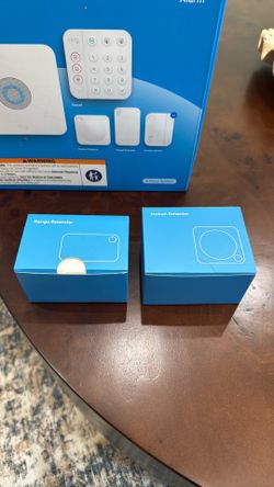 Ring Alarm Range Extender and Motion Detector