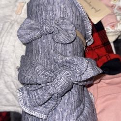 Baby wrap with 2 head pieces