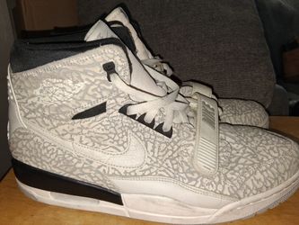 Nike Air Jordan Legacy Shoes Size 13