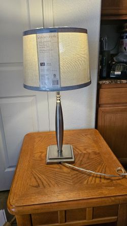 BRUSHED NICKLE END TABLE LIGHT WITH LAMP  SHADE