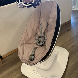 MamaRoo