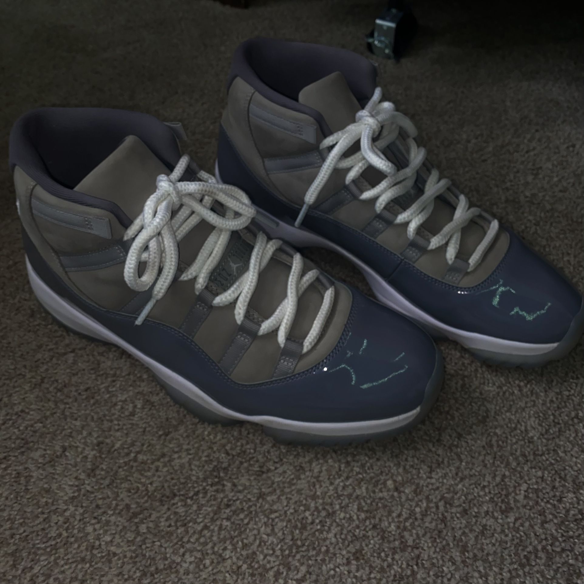 Cool Grey 11’s Size 13