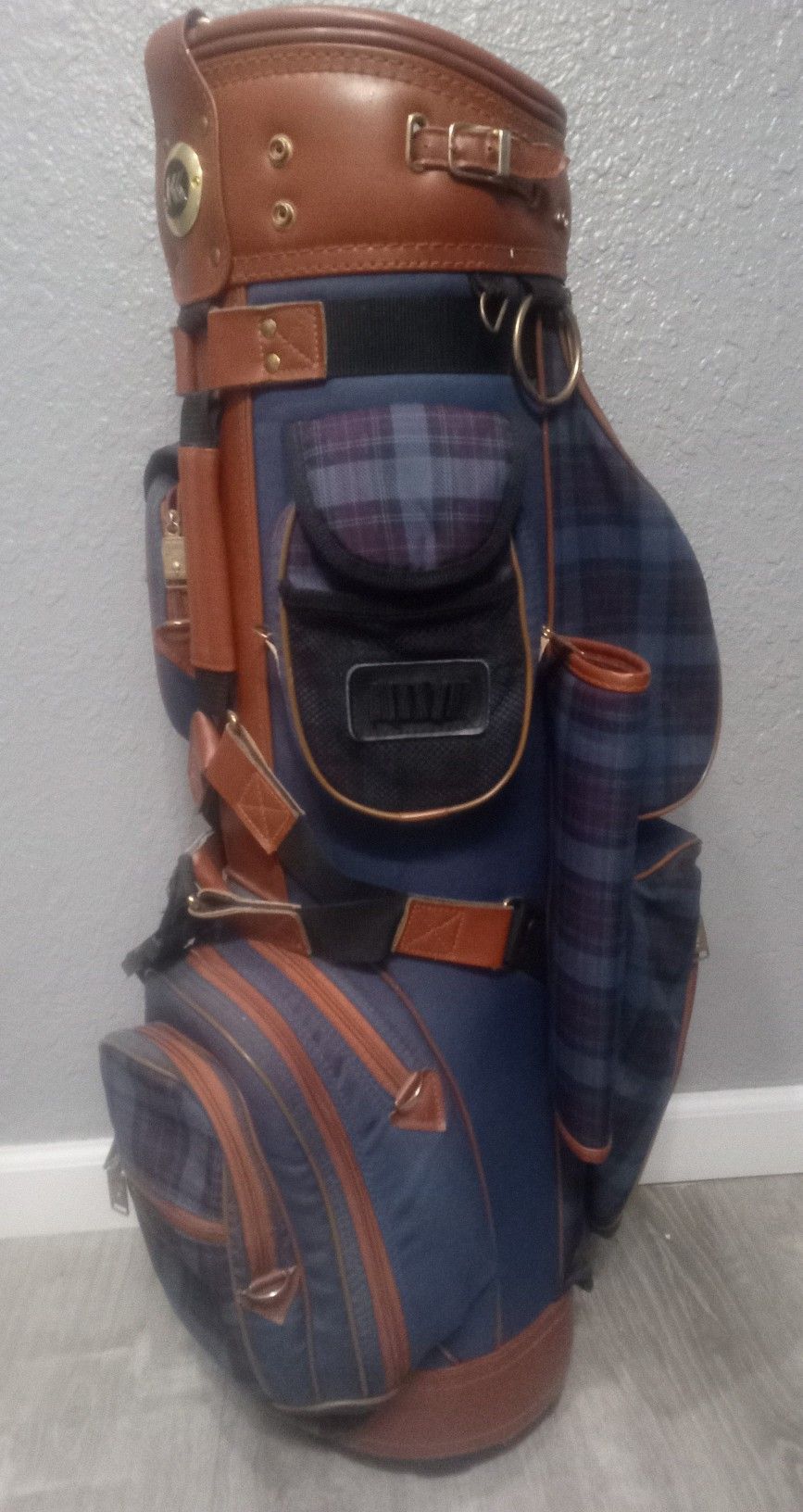 Knight golf bag Plaid And Leather Rare