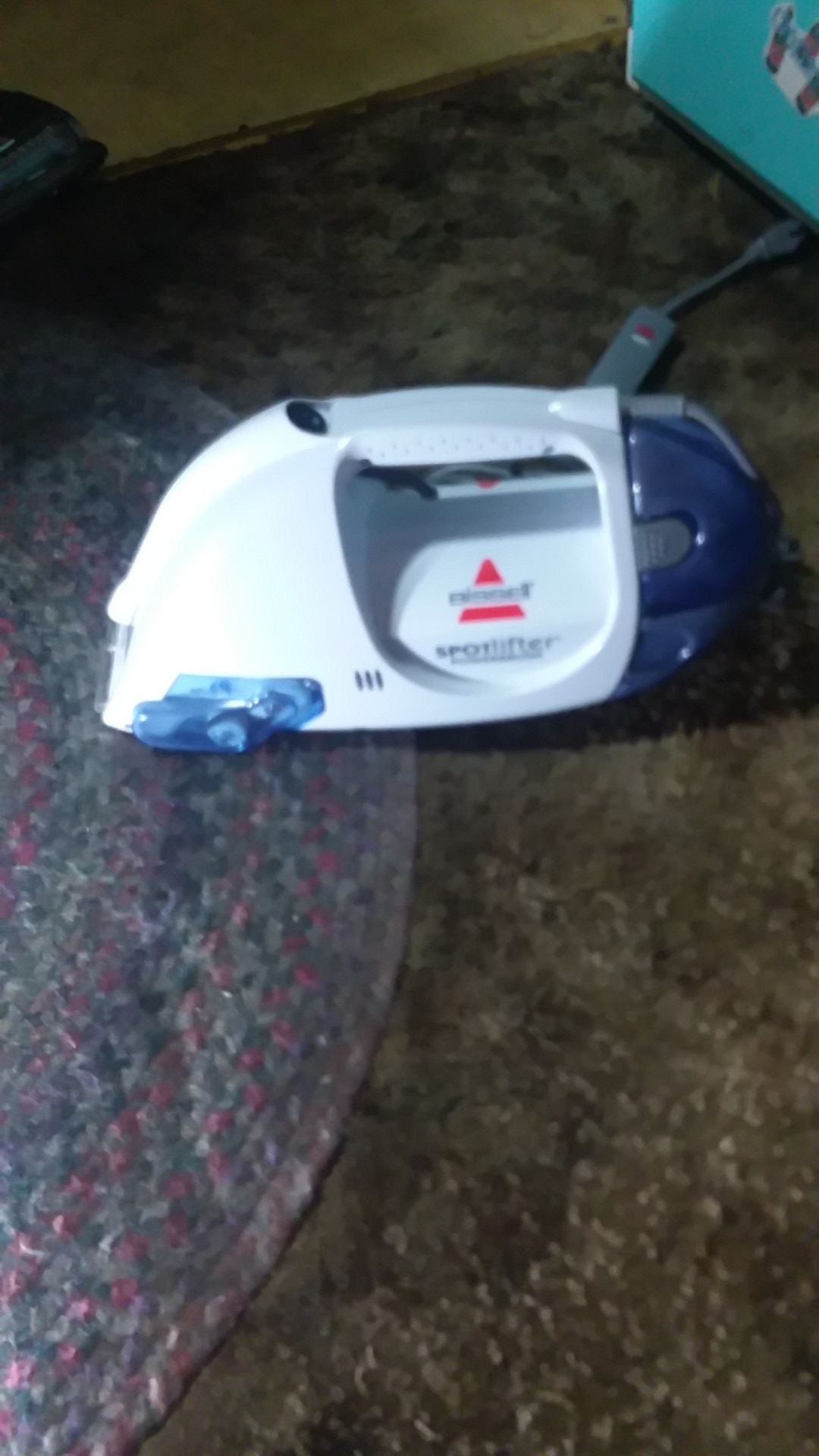 Bissell small carpet cleaner